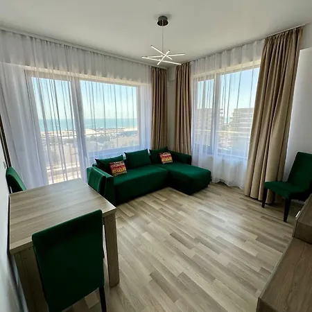 Aqua Summerland Apartment