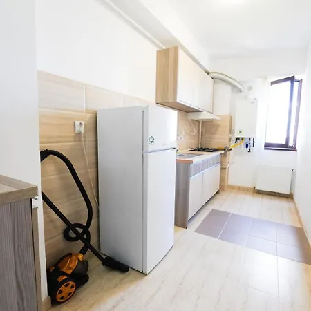 Aqua Summerland Apartment *
