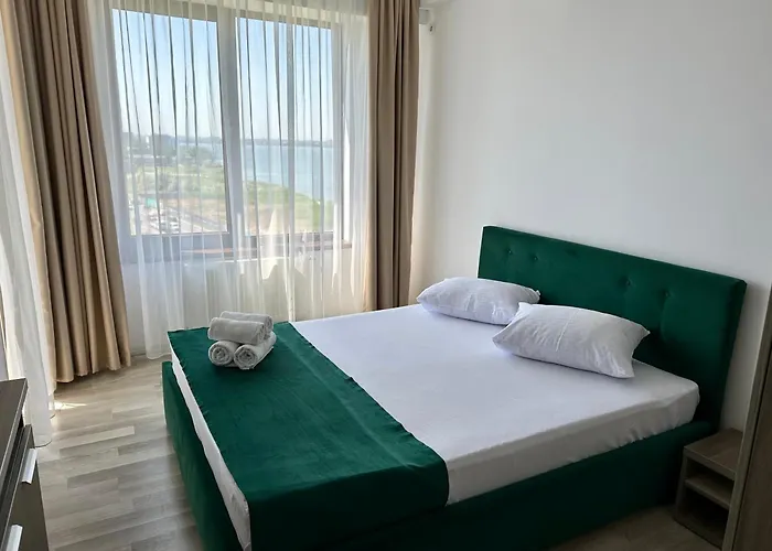 Aqua Summerland Апартаменты